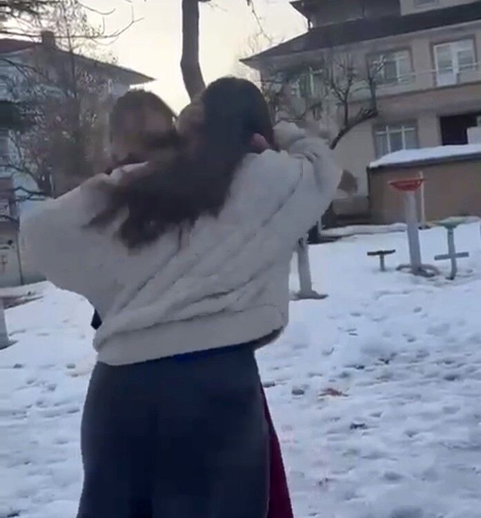 Ortaokul Öğrencileri Parkta Darp Edildi!12