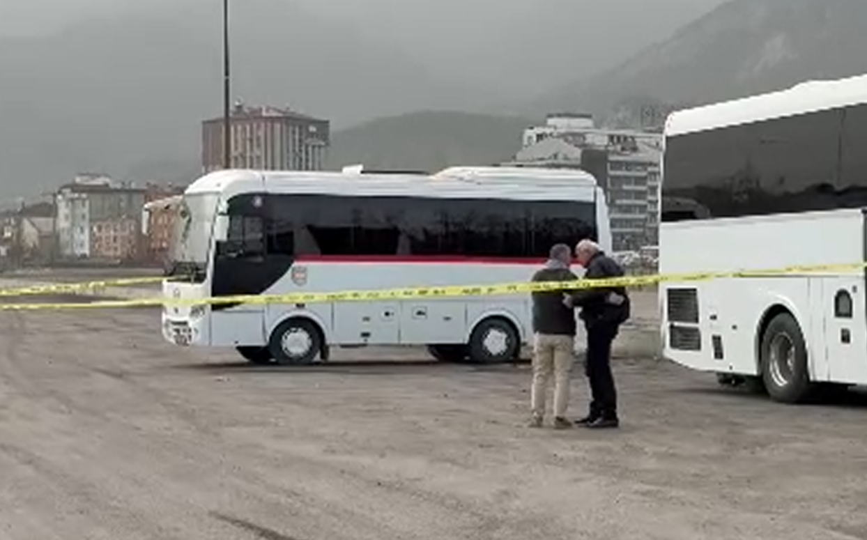 Otoparkta Bırakılan Valiz Korkuttu Bomba İmha Devrede4