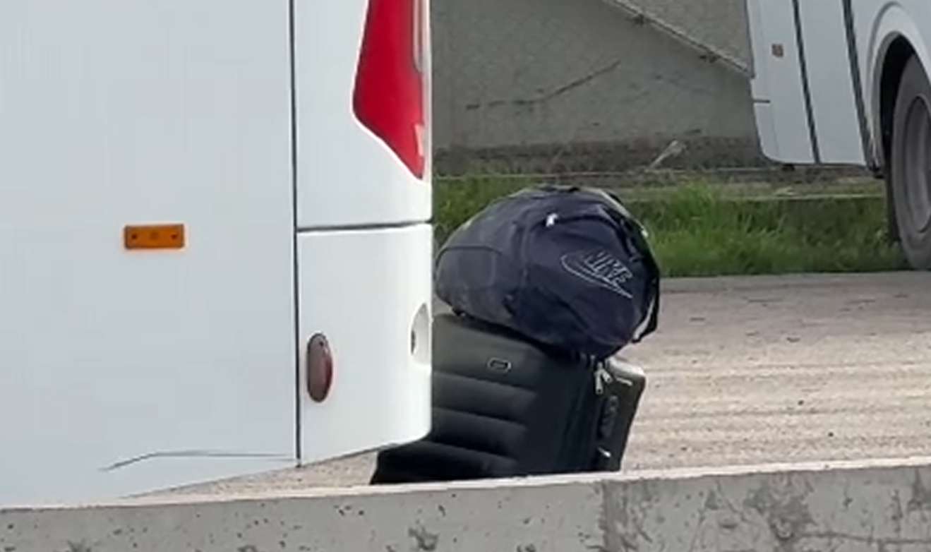 Otoparkta Bırakılan Valiz Korkuttu Bomba İmha Devrede5