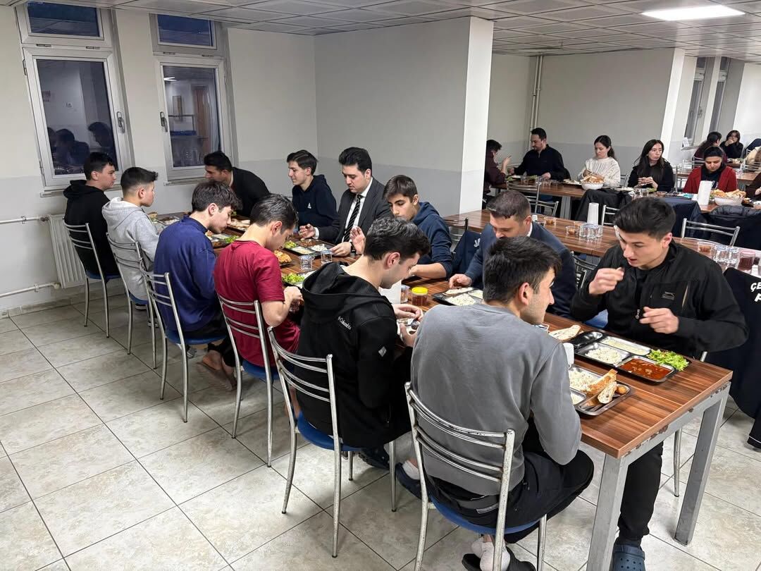 Protokol De Katıldı Kastamonu'nun Ilçesinde Gönül Sofrası Kuruldu 4