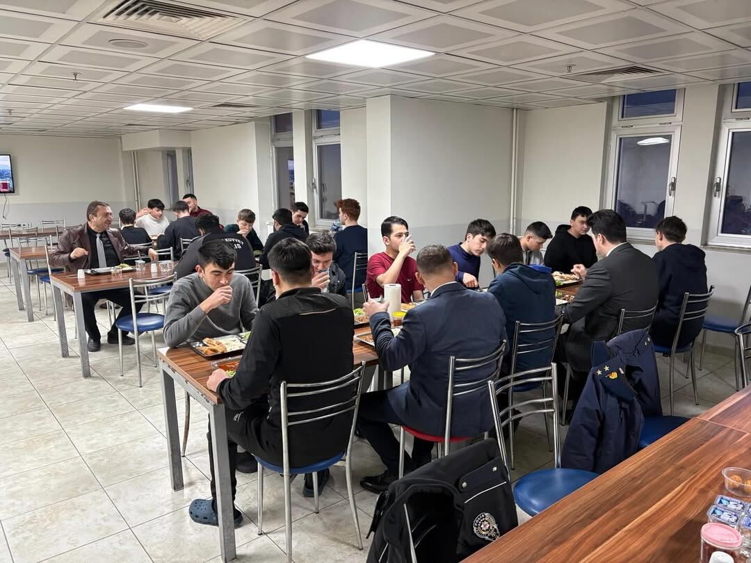 Protokol De Katıldı Kastamonu'nun Ilçesinde Gönül Sofrası Kuruldu 88888888