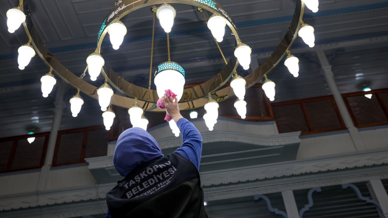 Ramazan Öncesi Taşköprü’de Camilerde Hummalı Temizlik (7)