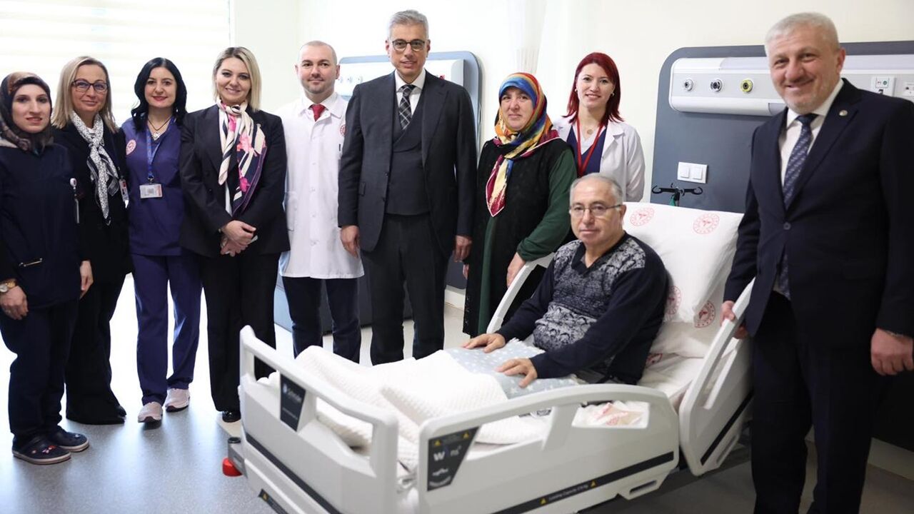 Sağlık Bakan Memişoğlu Samimi (1)