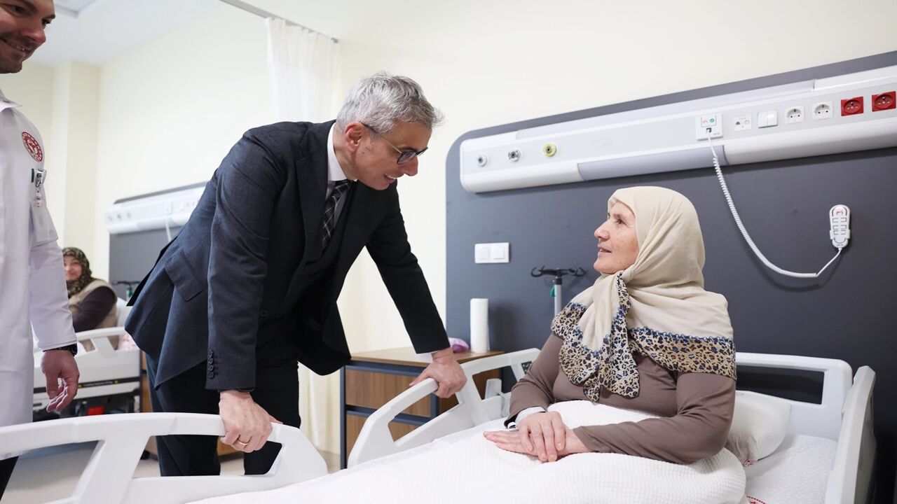 Sağlık Bakanı Memişoğlu'ndan Kastamonu Selfisi (3)