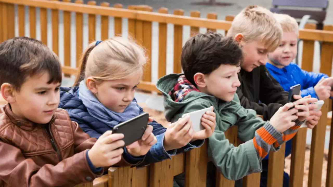 Sosyal Medyaya Yaş Barajı 15 Altı Aile Izniyle Bile Hesap Açamayacak-1