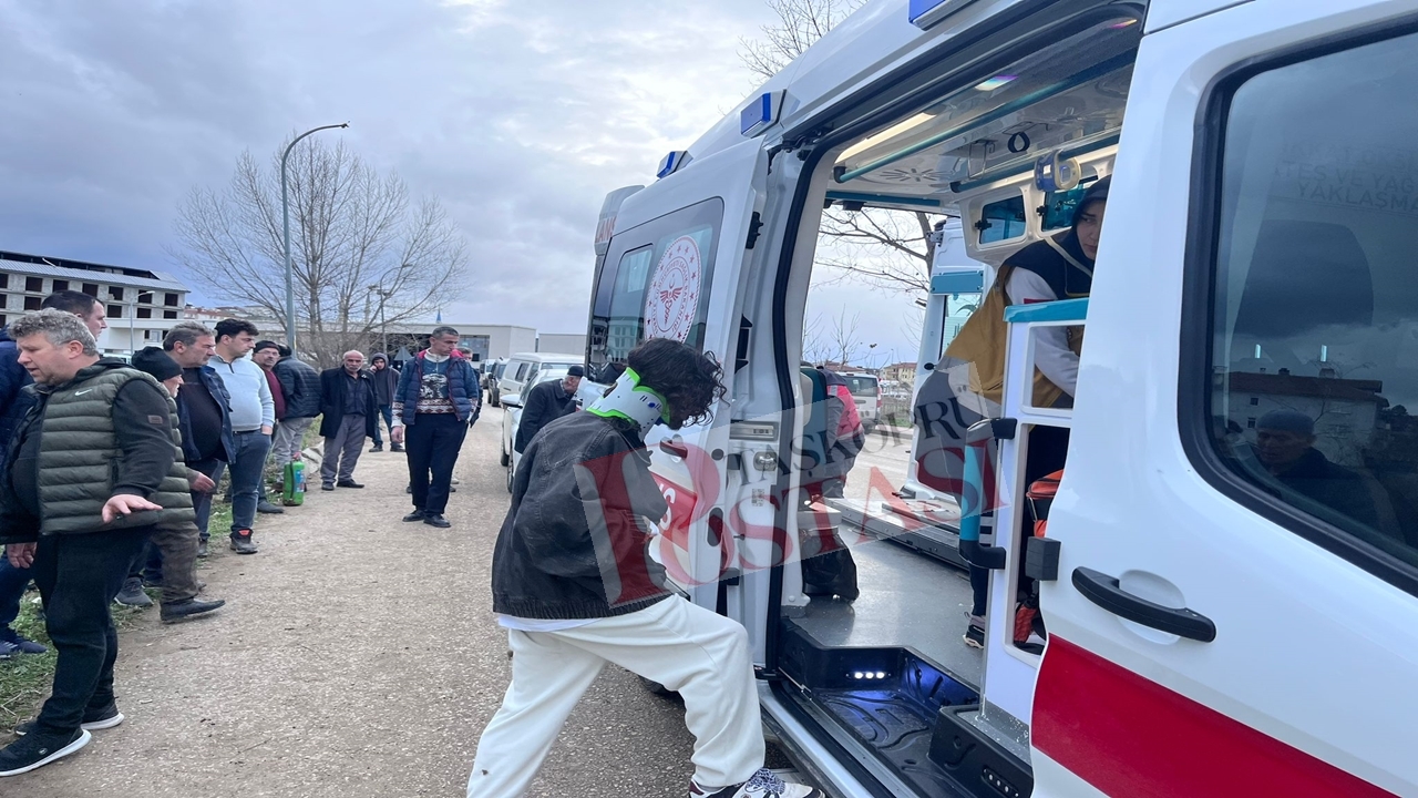 Taşköprü Feci Kaza Otomobil Takla Attı (3)