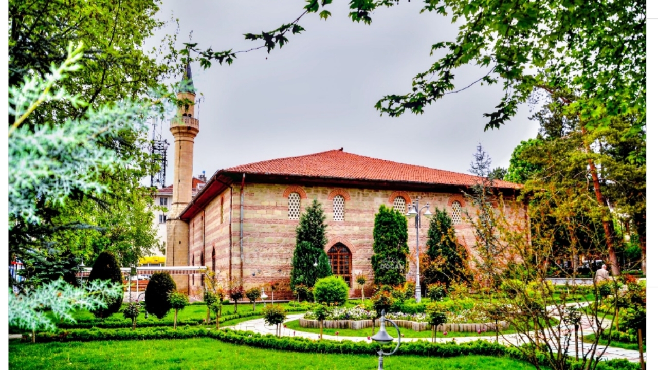 Taşköprü’de Berat Kandili Buluşması Taş Camii’nde Özel Program Yapılacak (1)