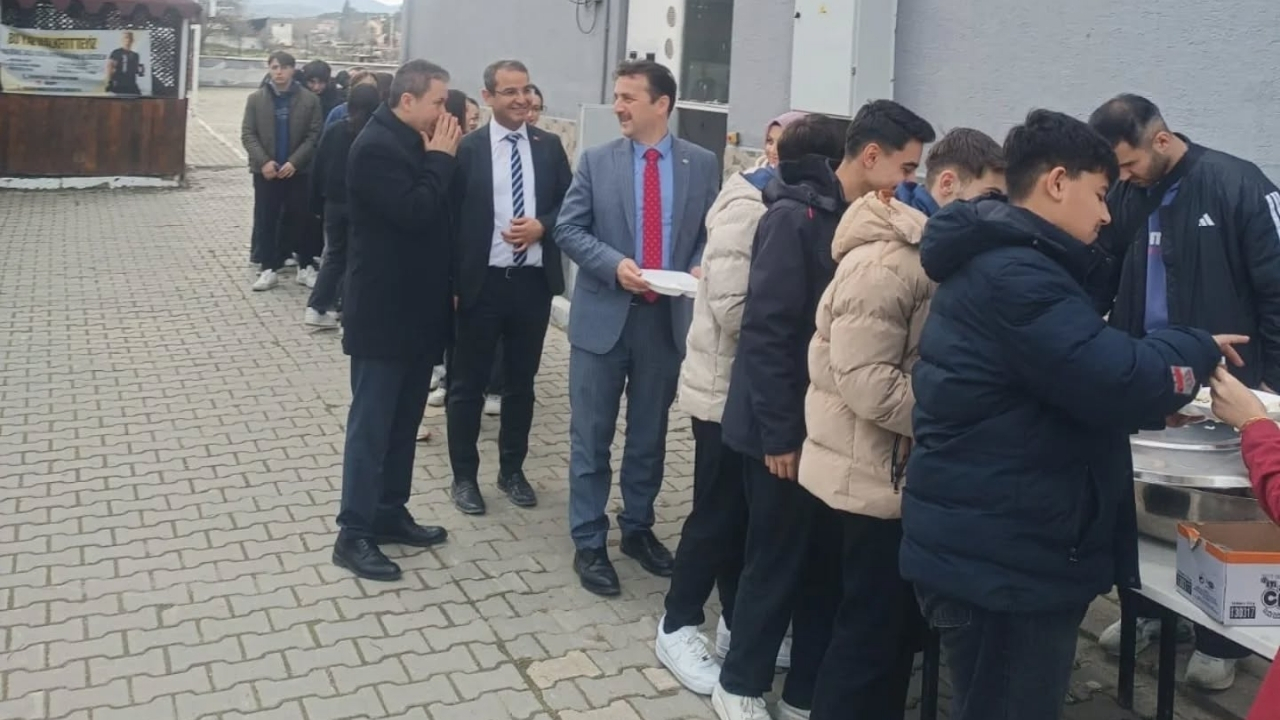 Taşköprü’de Cuma Bereketi Lisede Yaşandı ‘Hem Ikram Ettik Hem De Ikram Aldık’ (1)