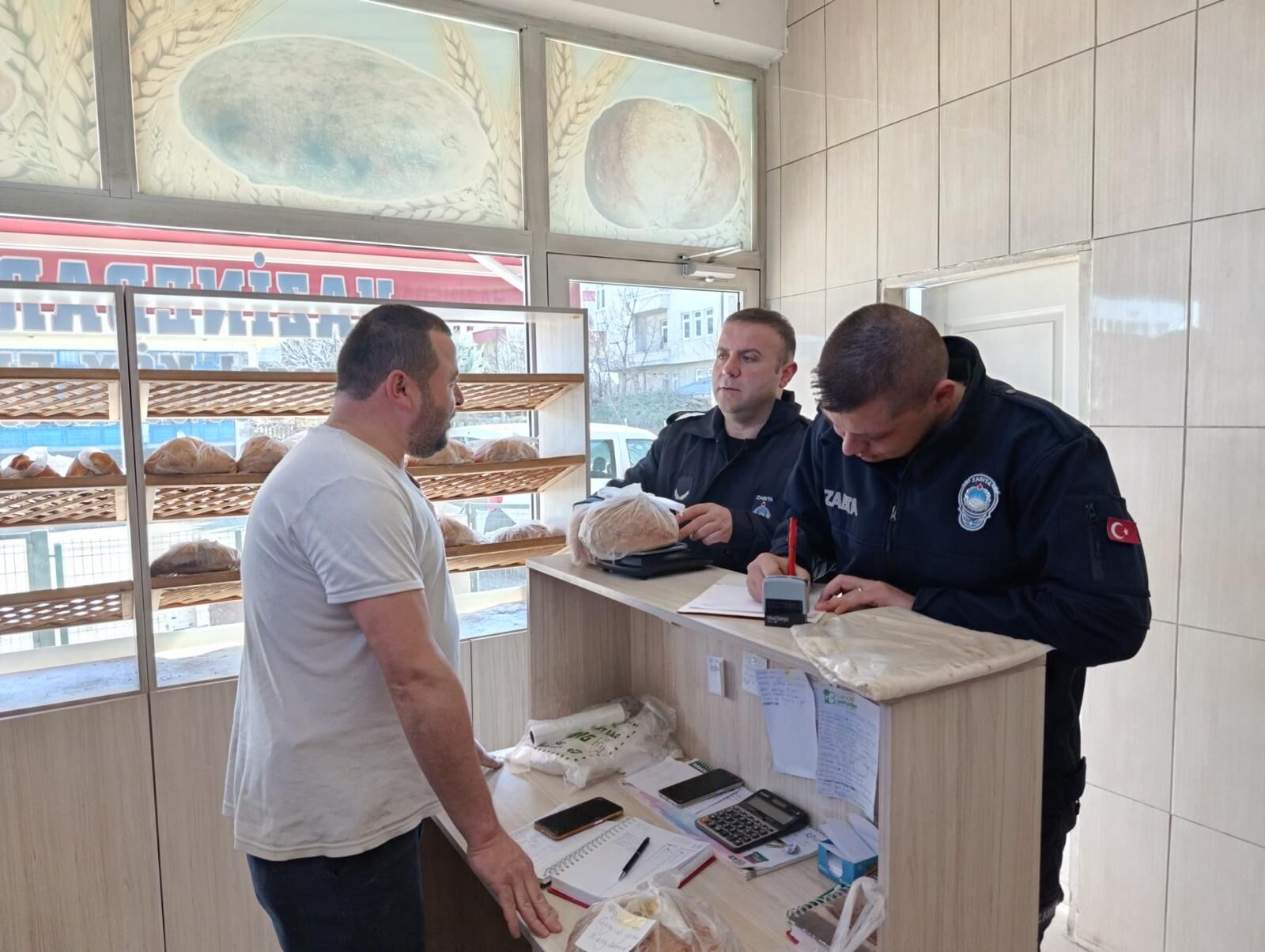 Taşköprü’de Ramazan Denetimleri Sürüyor Fırınlarda Gramaj Ve Hijyen Mesaisi7