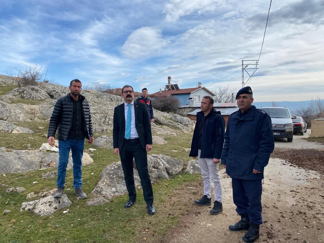 Taşköprü'nün Köyünü Yerinde Inceledi Vatandaşların Talepleri Dinlendi 88888888888888