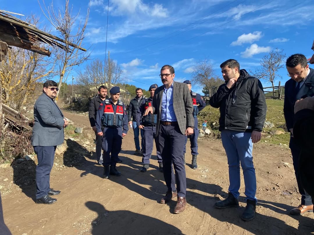 Taşköprü'nün Köyünü Yerinde Inceledi Vatandaşların Taleplerini Dinledi 22