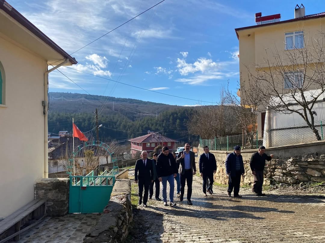 Taşköprü'nün Köyünü Yerinde Inceledi Vatandaşların Taleplerini Dinledi 88888888888888888888888888888