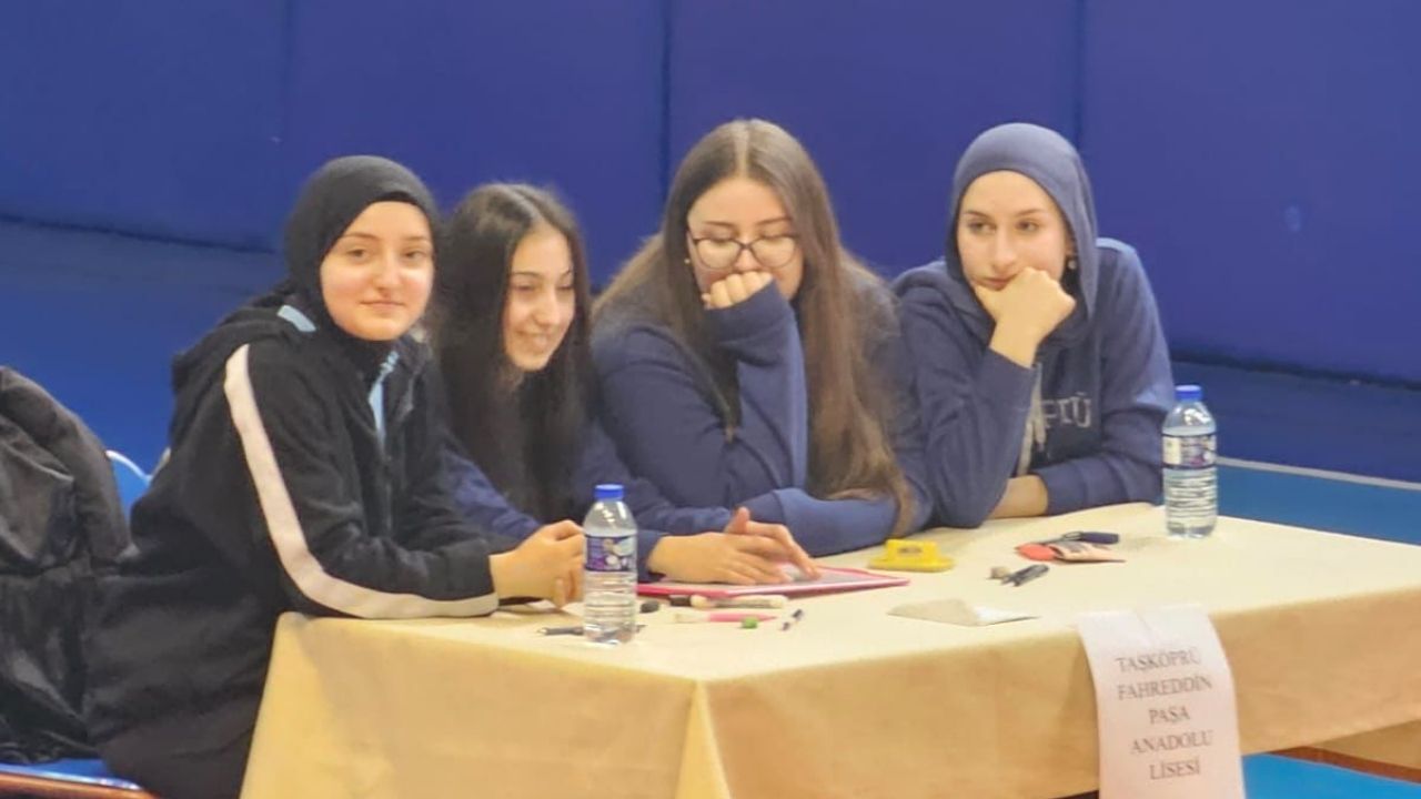 Taşköprü’nün Temsil Biletini Fahrettin Paşa Anadolu Lisesi Aldı (3)