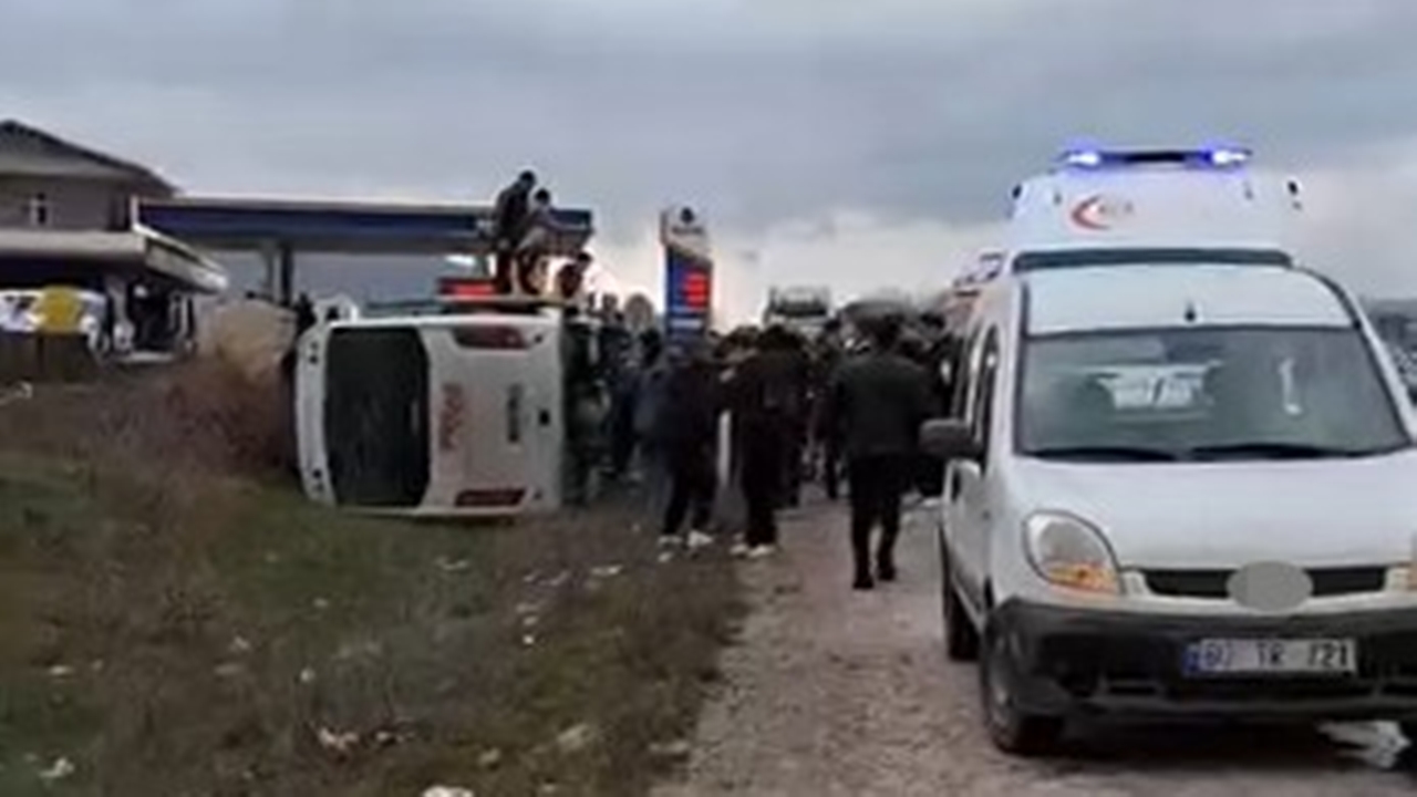 Turhal Öğrenci Servisi Kaza (4)