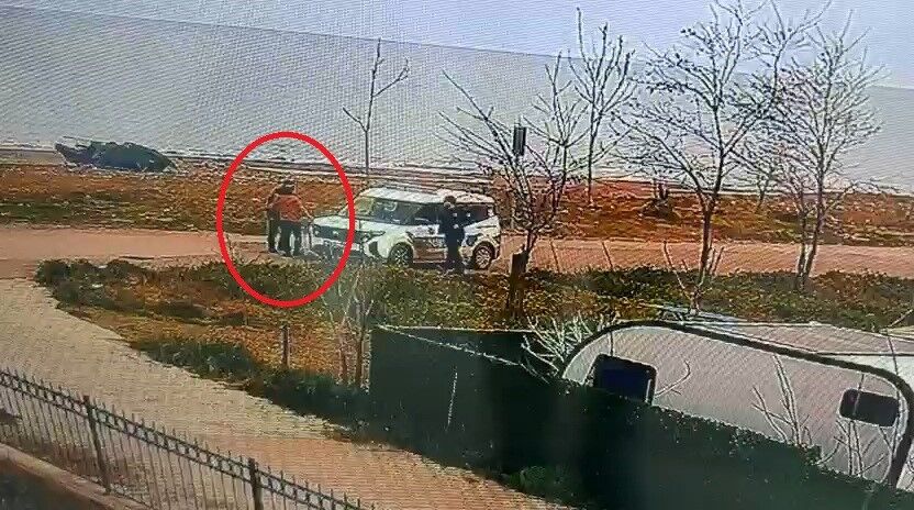 16 Yıllık Hükümlü Polisten Kaçıyordu Yere Düşünce Yakalandı! 8