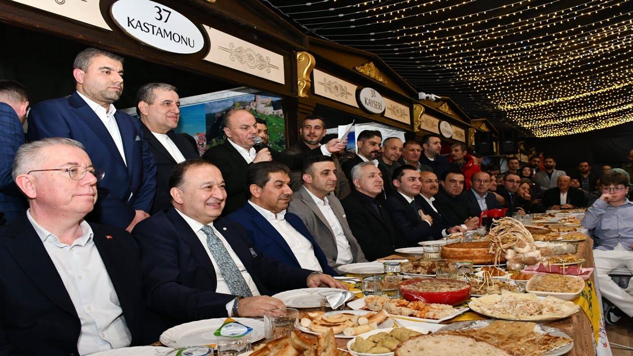 645633769 2091499928058799 4202468384622153018 N