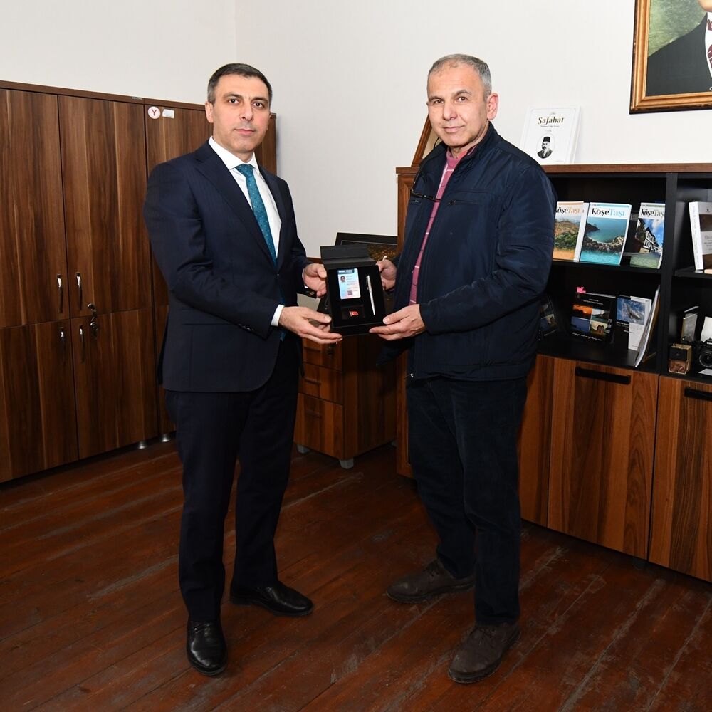 648171357 26120276177613529 3877621632064115929 N