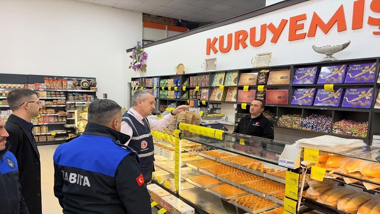 649228165 18531598036066087 7558568549005160175 N