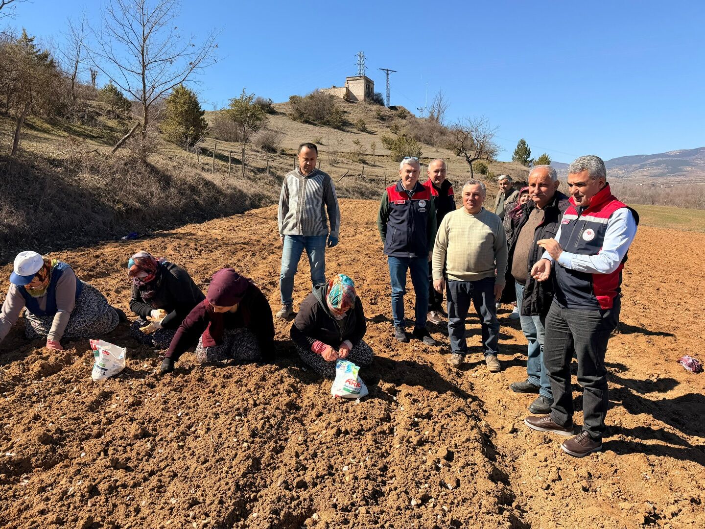 649424867 18173452447385181 7644437287244211140 N