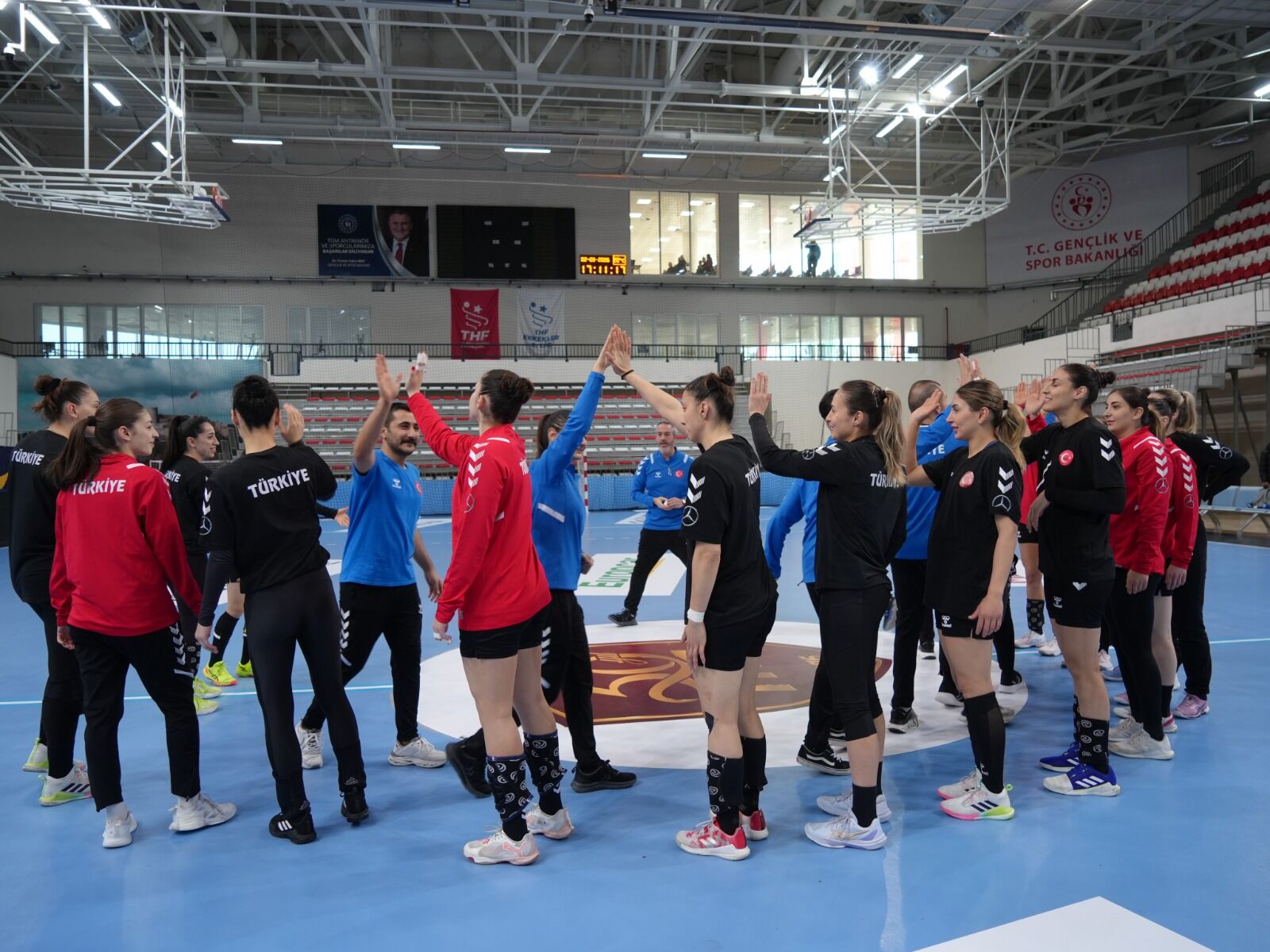 A Milli Takım Çekya Maçının Hazırlıklarını Kastamonu'da Sürdürdü 90