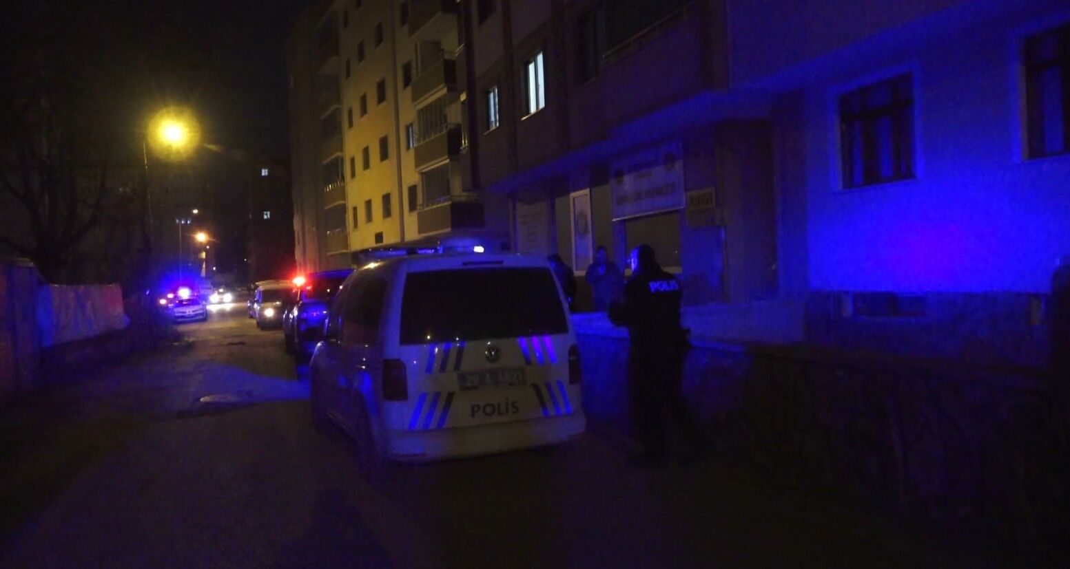 Acı Olay! Apartman Bodrumunda Ağır Yaralı Bulundu Askeri Personel Yaşamına Son Verdi! 88888888888888