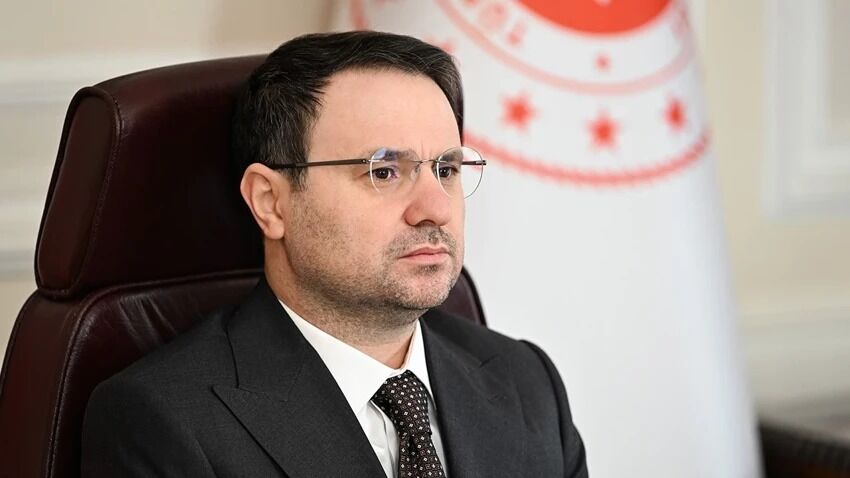 Adalet Bakanı Gürlek'in Tapu Kayıtlarını Sorgulayan Müdür Görevden Uzaklaştırıldı 8888