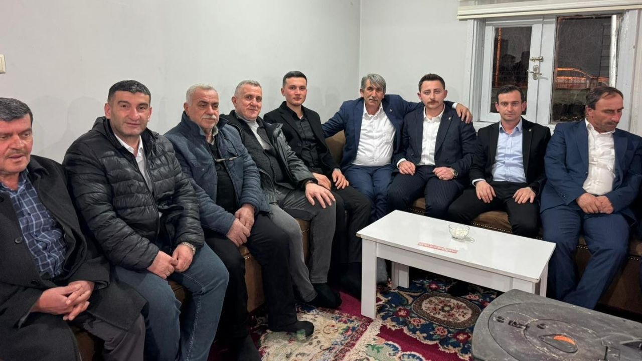 Ak Parti Taşköprü’de Temaslarını Sürdürdü Yazıhamit Köyü’nde Buluşma (1)