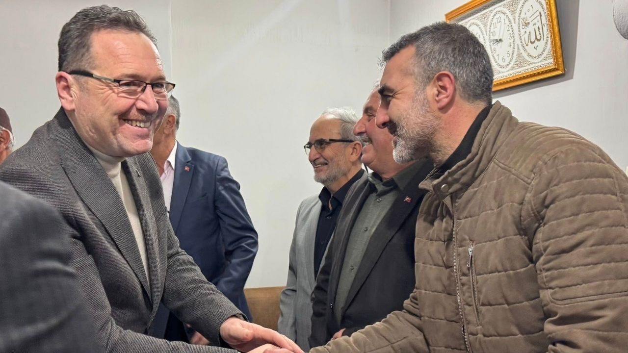 Ak Parti Taşköprü’de Temaslarını Sürdürdü Yazıhamit Köyü’nde Buluşma (2)