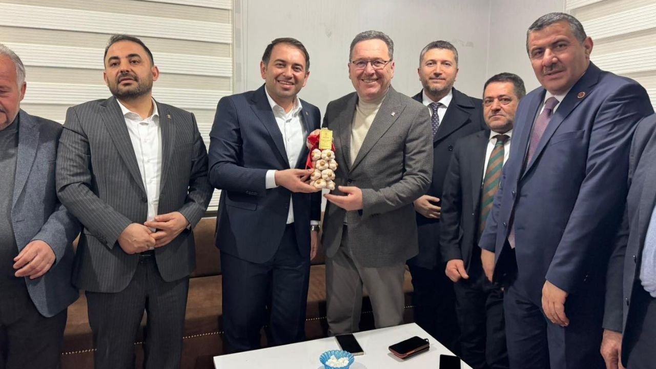 Ak Parti Taşköprü’de Temaslarını Sürdürdü Yazıhamit Köyü’nde Buluşma (3)