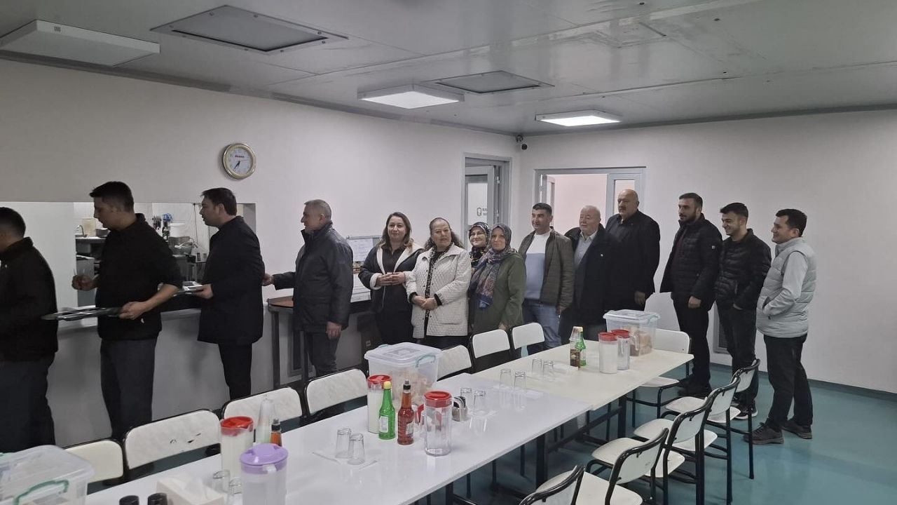 Ak Parti Taşköprü’den Ongun Tekstil’e Ziyaret Üretim Ve Istihdam Konuşuldu (6)