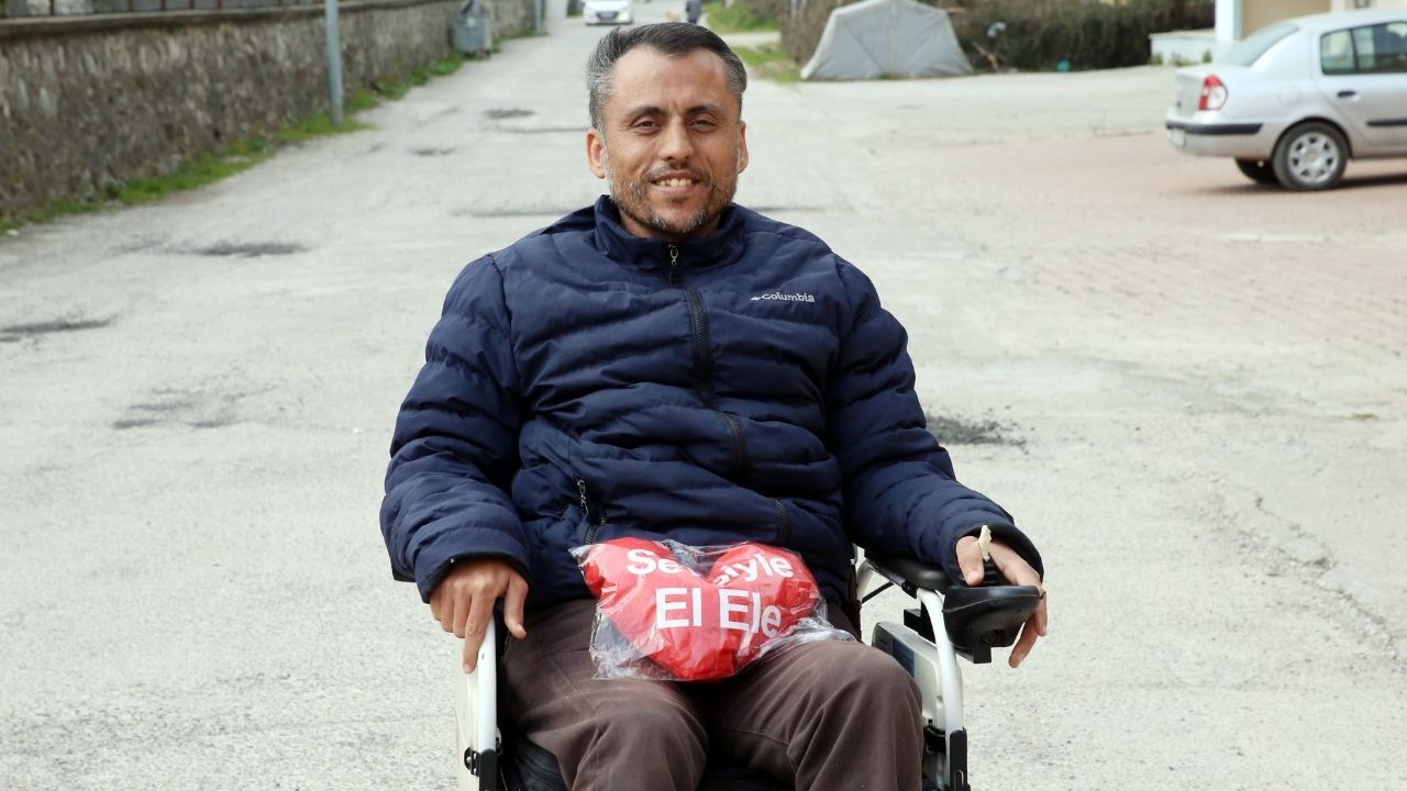 Akran Zorbalığı Hayatını Karartmıştı Kastamonu'da 25 Yıl Sonra Sokağa Tek Başına Çıkabilecek (1)