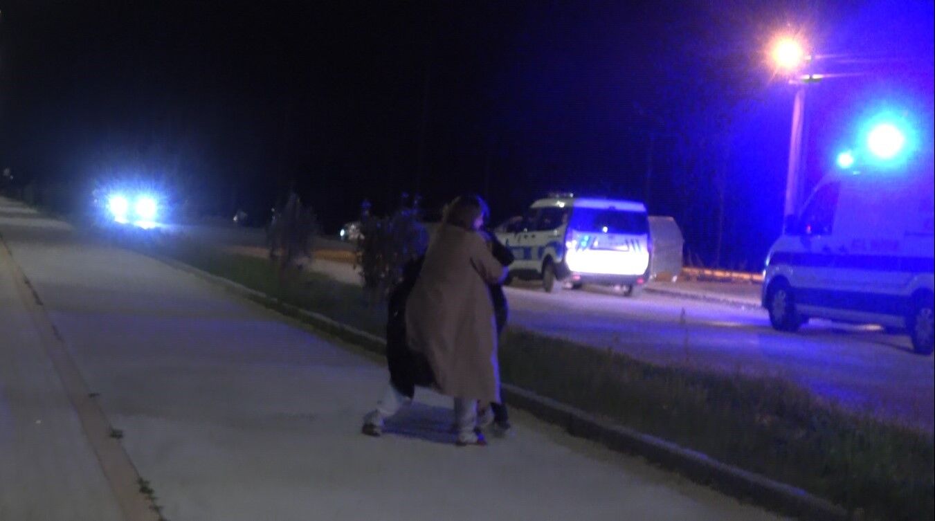 Alkollü Kadının Tehlikeli Davranışları Polis Ve Itfaiyeyi Harekete Geçirdi (2)