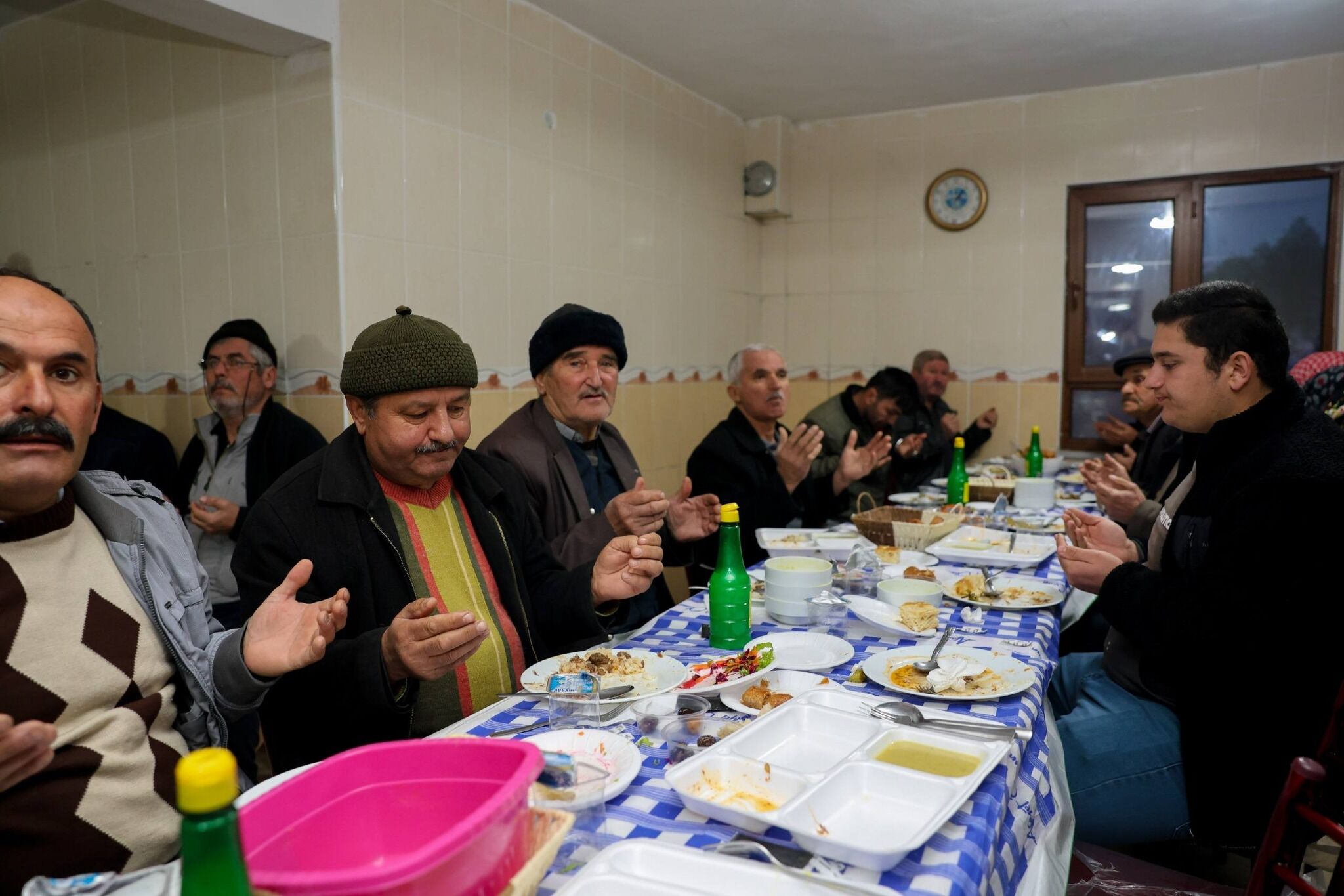 Başkan Hüseyin Arslan Üzüktaş’ta İftar Sofrasına Konuk Oldu6