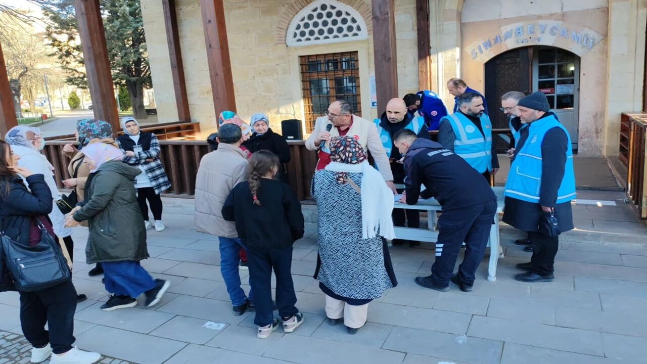 Belçika Kastamonu Yardım (7)