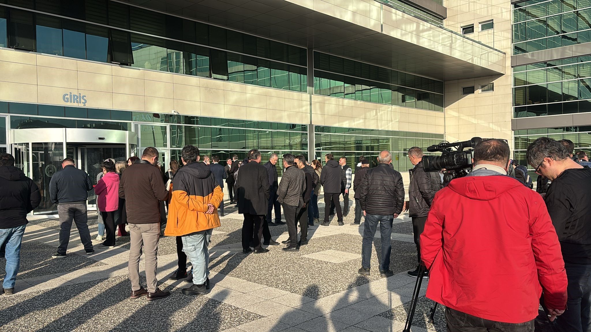 Belediye Başkanı Tanju Özcan Tutuklama Talebiyle Mahkemeye Sevk Edildi 44