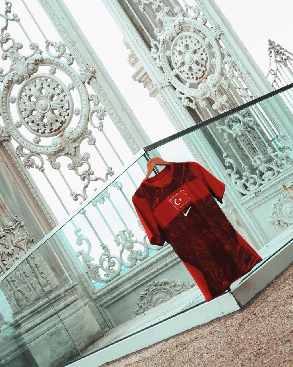 Bizim Çocuklar Sahaya Çıkıyor Şehirler Kırmızı Beyaza Büründü1