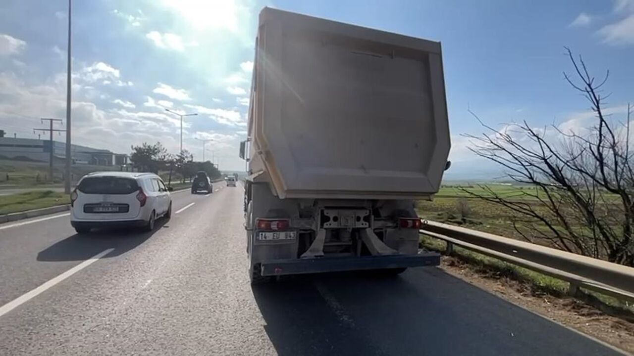 Bolu D100 Feci Kaza Yaralı (3)