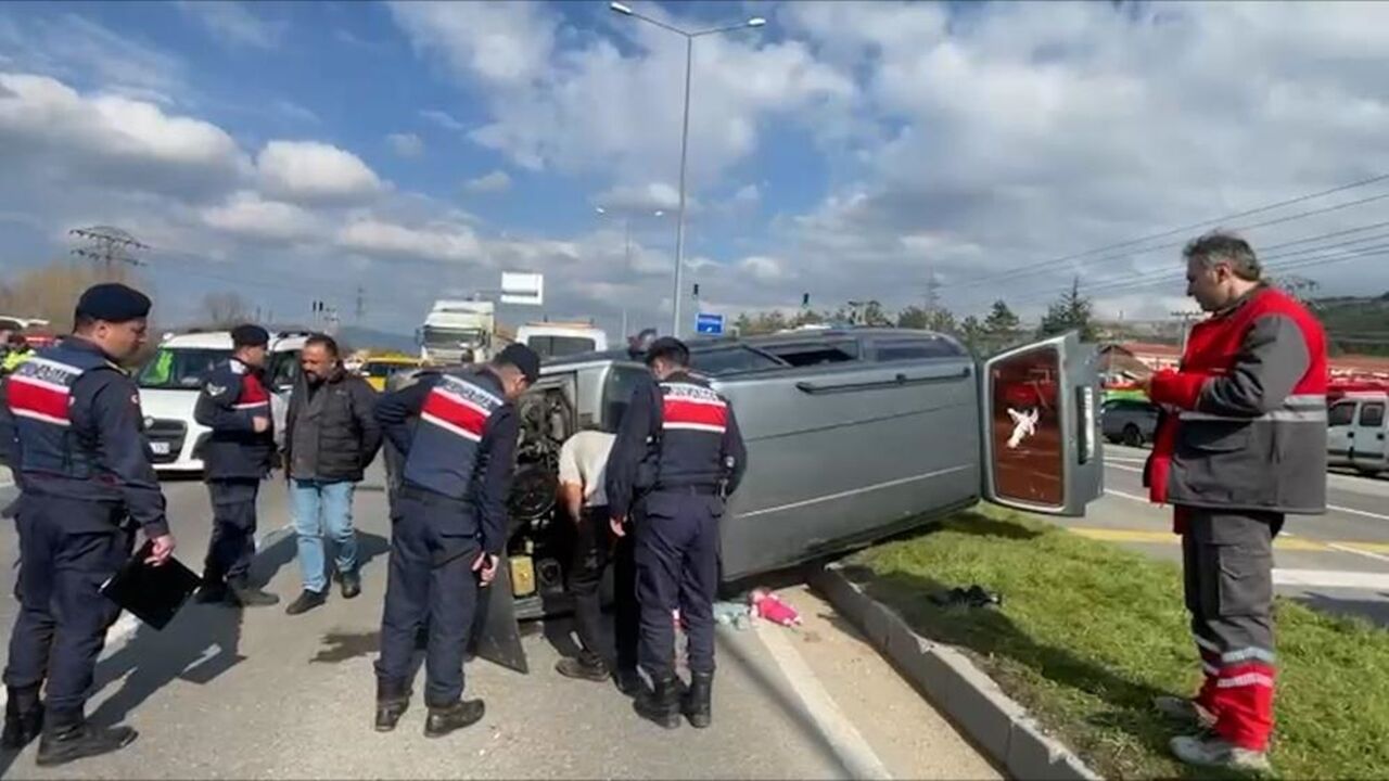 Bolu D100 Feci Kaza Yaralı (4)