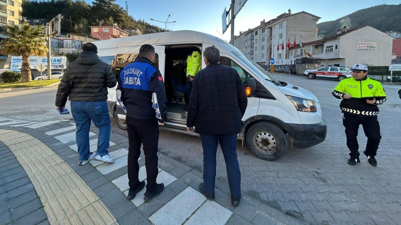 Bozkurt’ta Okul Servisleri Mercek Altında (2)