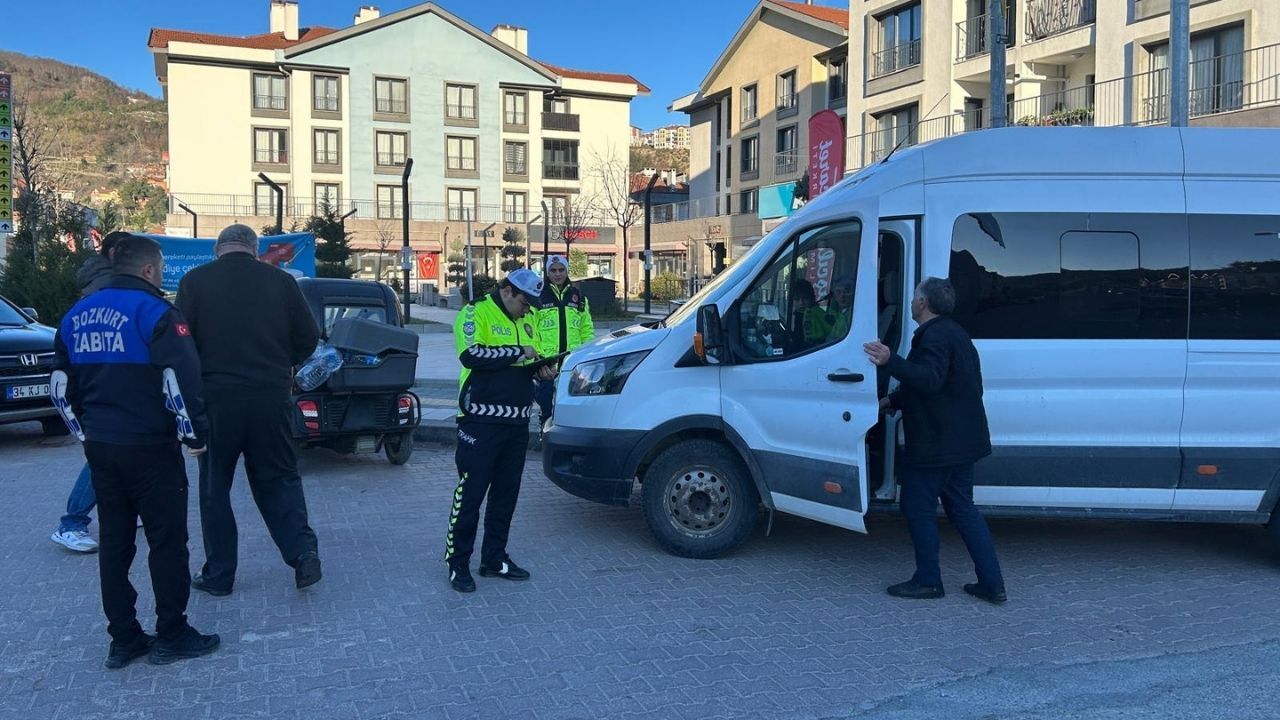 Bozkurt’ta Okul Servisleri Mercek Altında (4)