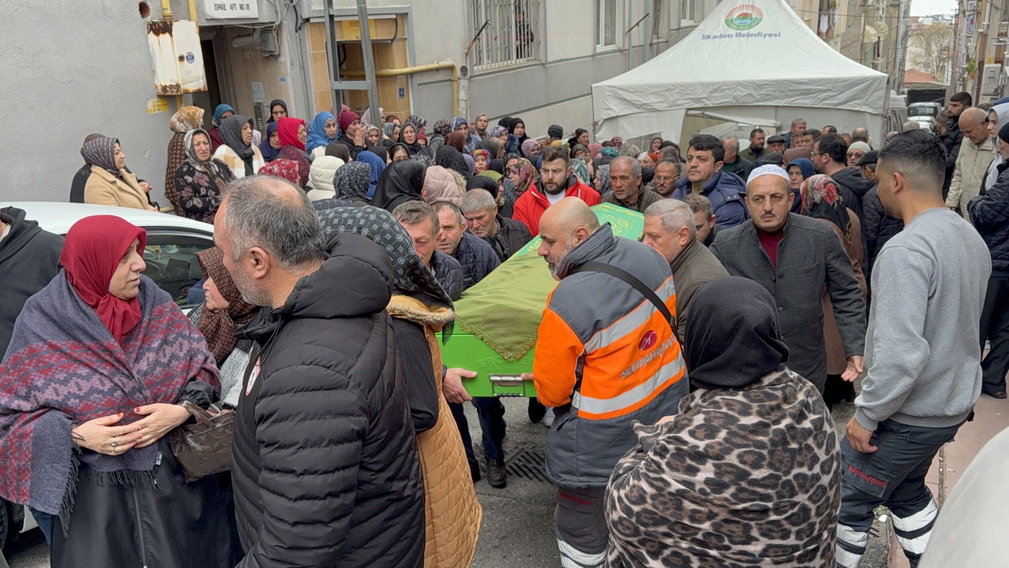 Eniştesi Tarafından Öldürülen 2 Çocuk Annesi Kadın Için Gözyaşları Sel Oldu 3