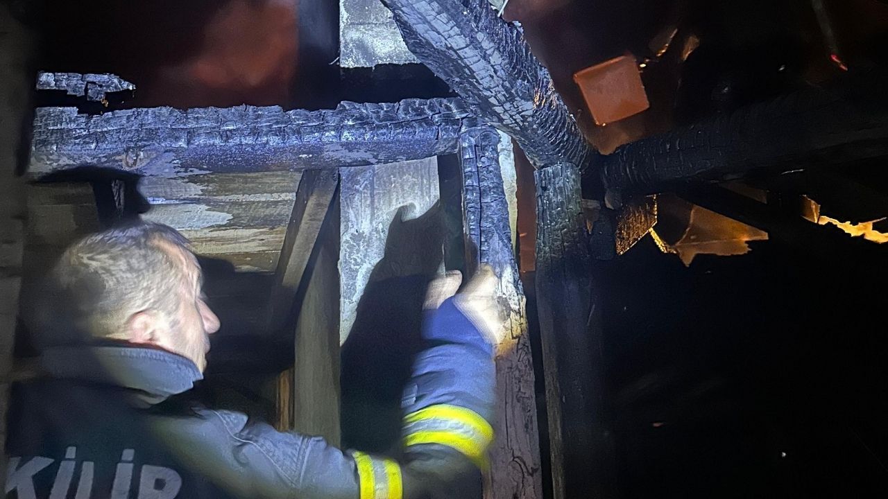 Evin Bacası Alev Aldı İtfaiye Ve Köylüler Seferber Oldu (3)