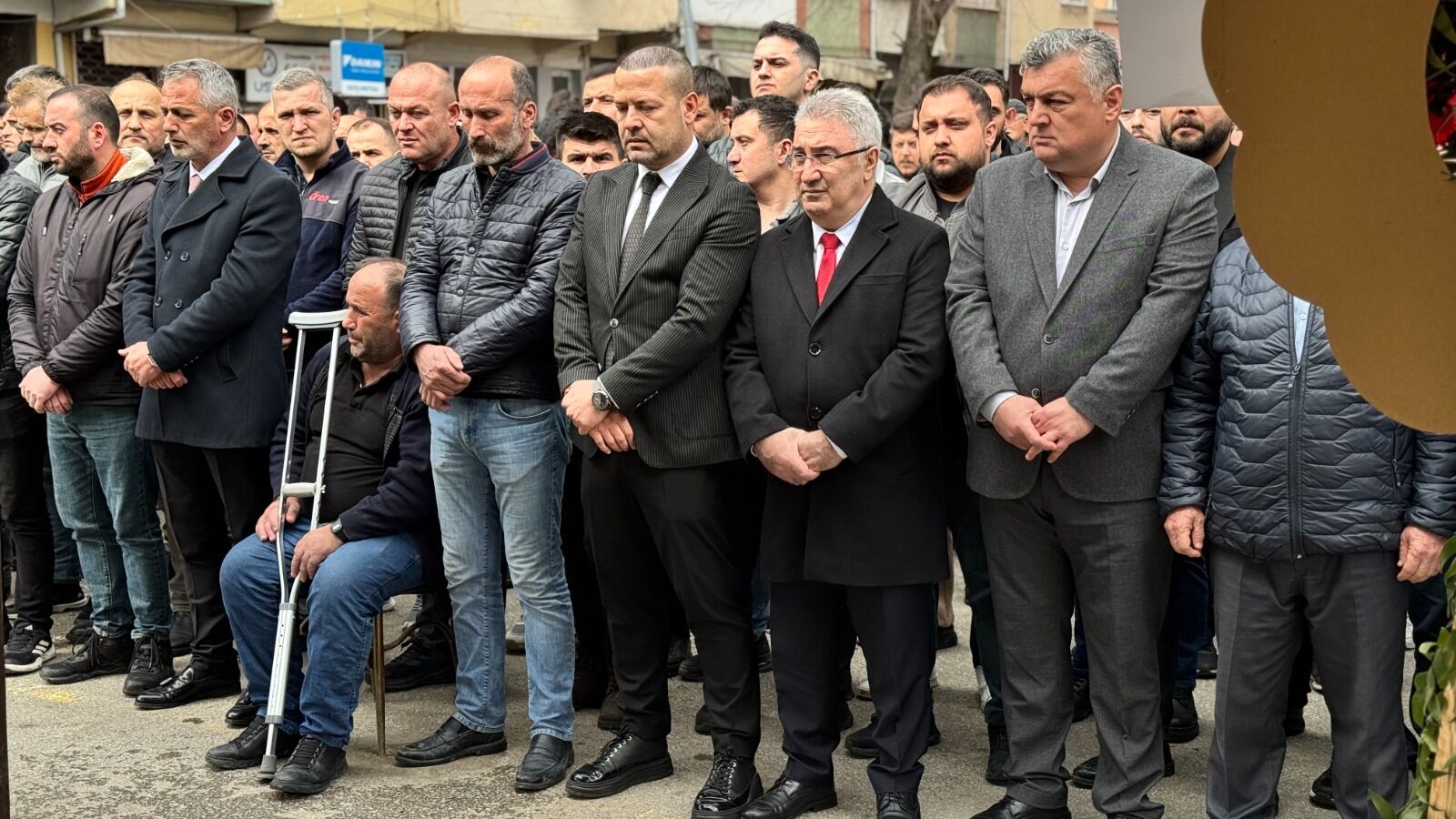 Feci Kazada Hayatını Kaybeden Genç Toprağa Verildi 4