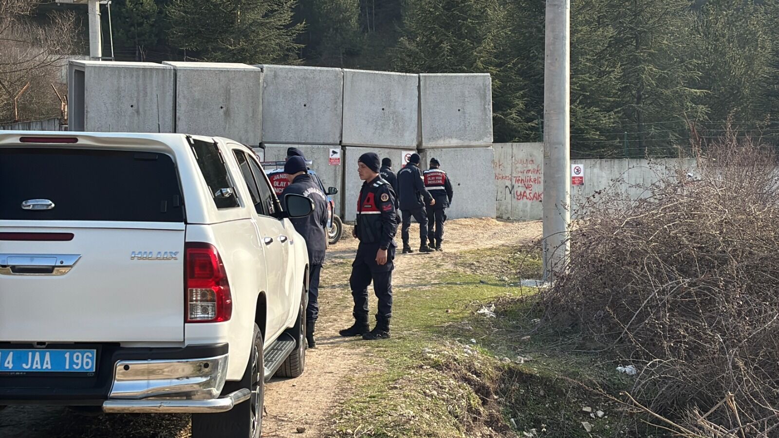 Feci Olay! Girilmesi Yasak Olan Gölete Girdi 13 Yaşındaki Çocuk Boğulma Tehlikesi Geçirdi! 4