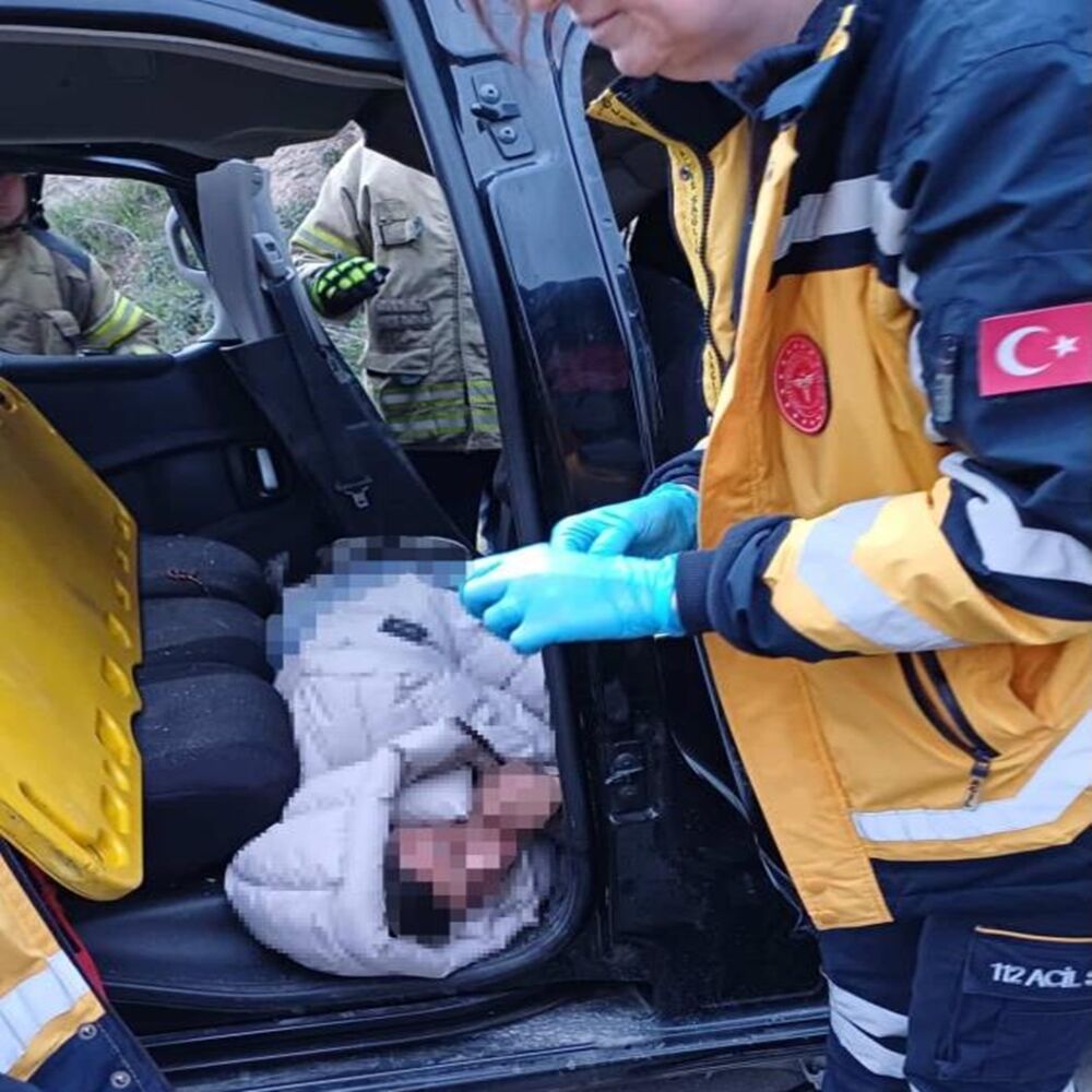 Hafriyat Kamyonu Kaza Ölu Var (6)