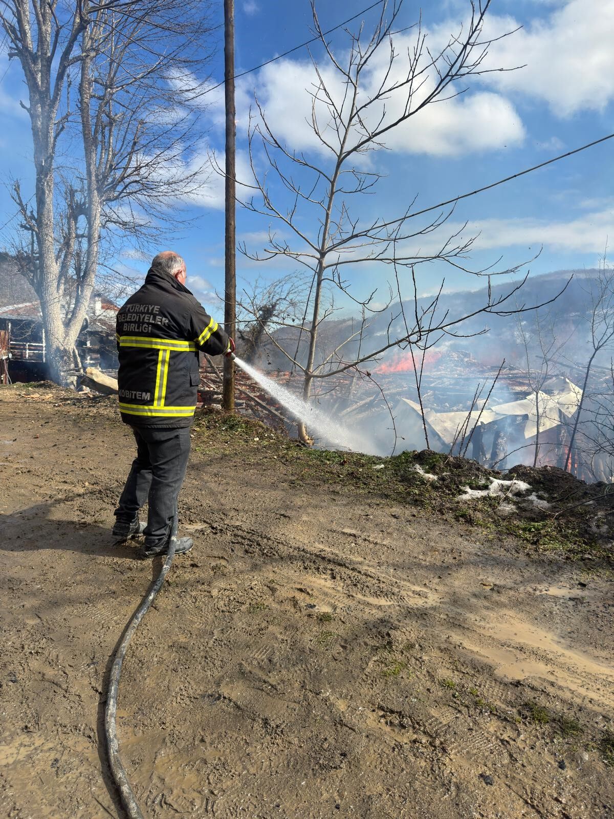 İftar Öncesi Kabus Kastamonu’da 2 Ev Ve Bir Ambar Kül Oldu6