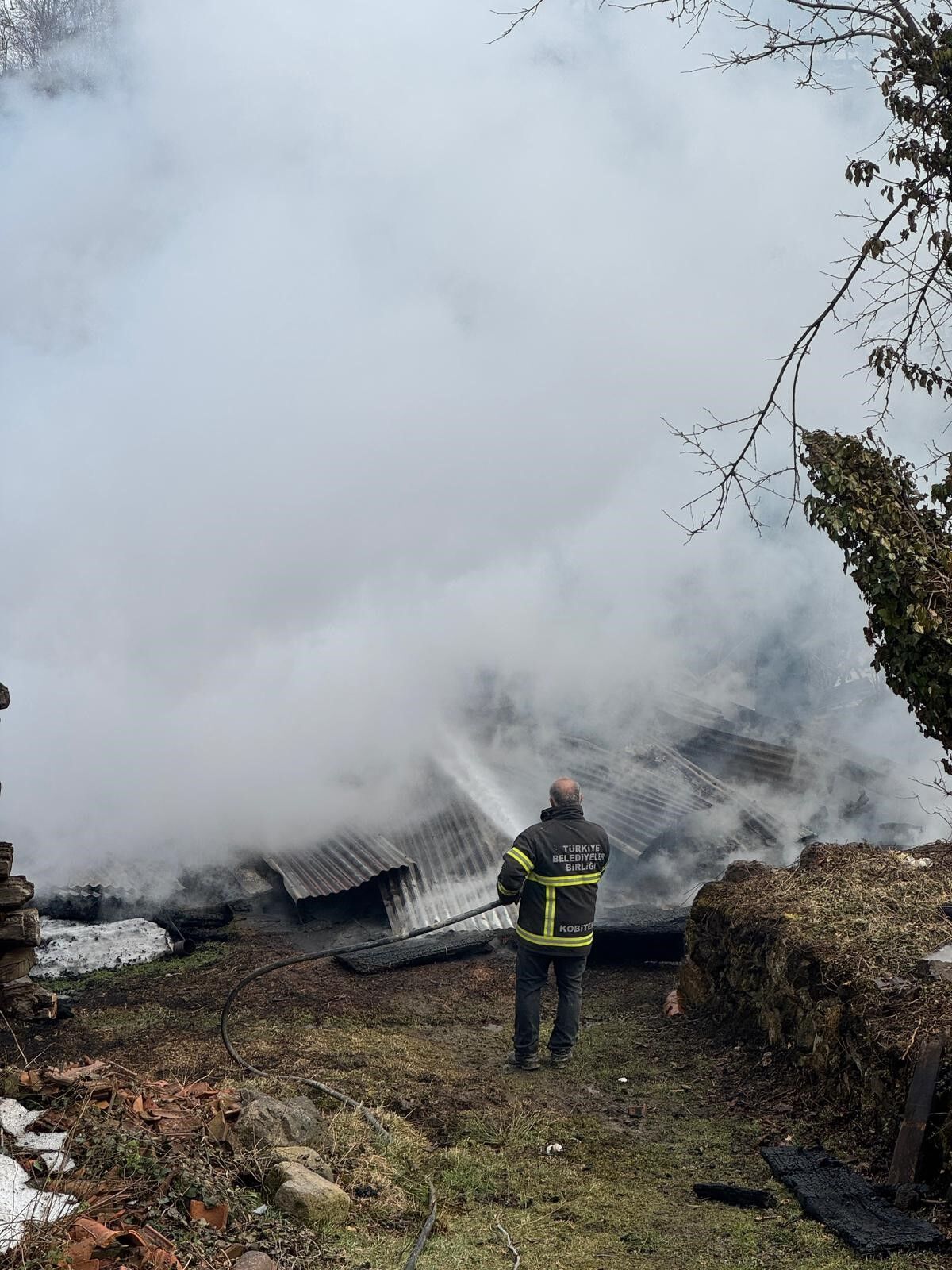 İftar Öncesi Kabus Kastamonu’da 2 Ev Ve Bir Ambar Kül Oldu7