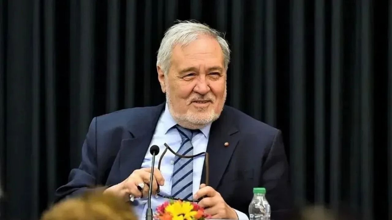 Ilber Ortaylı Kimdir