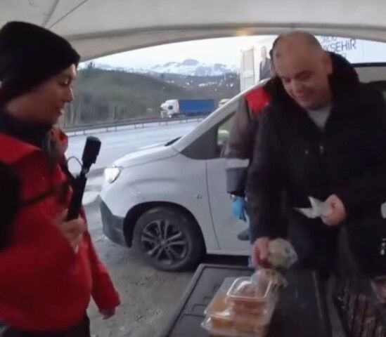 İngiliz Gezgin, Kastamonu’dan Ordu’ya 7 Günde Yürüyerek Ulaştı2