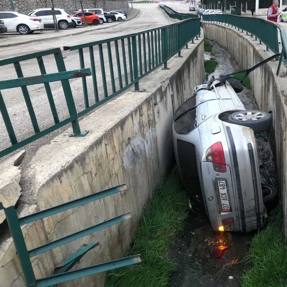 Karabak Feci Kaza Takla Sürücü (2)